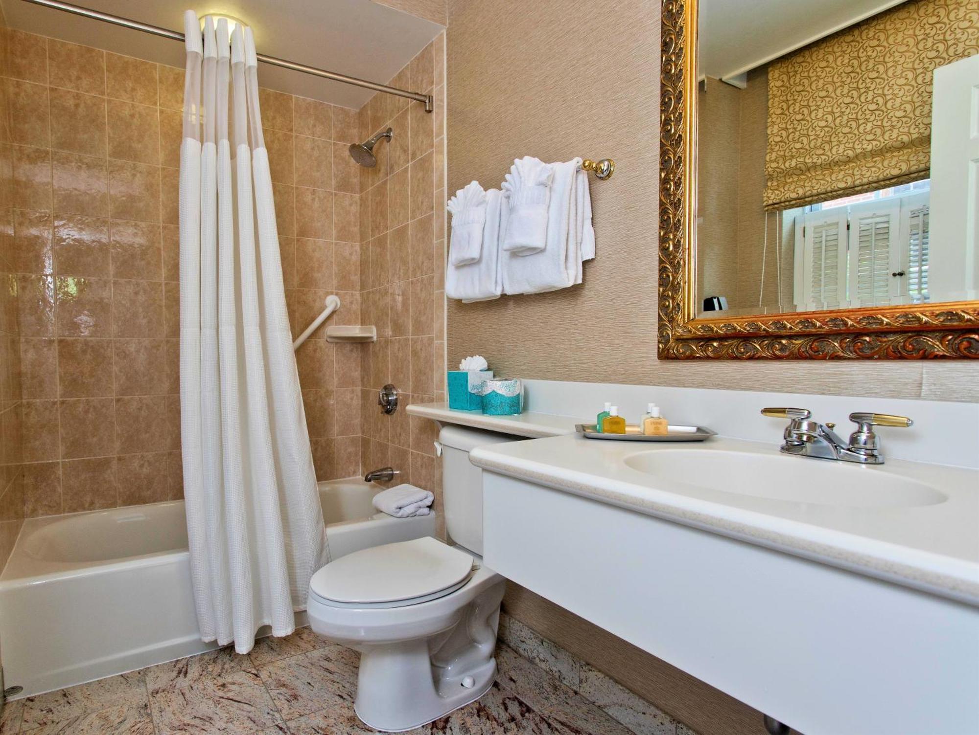 The Hotel Нортгемптон Номер фото